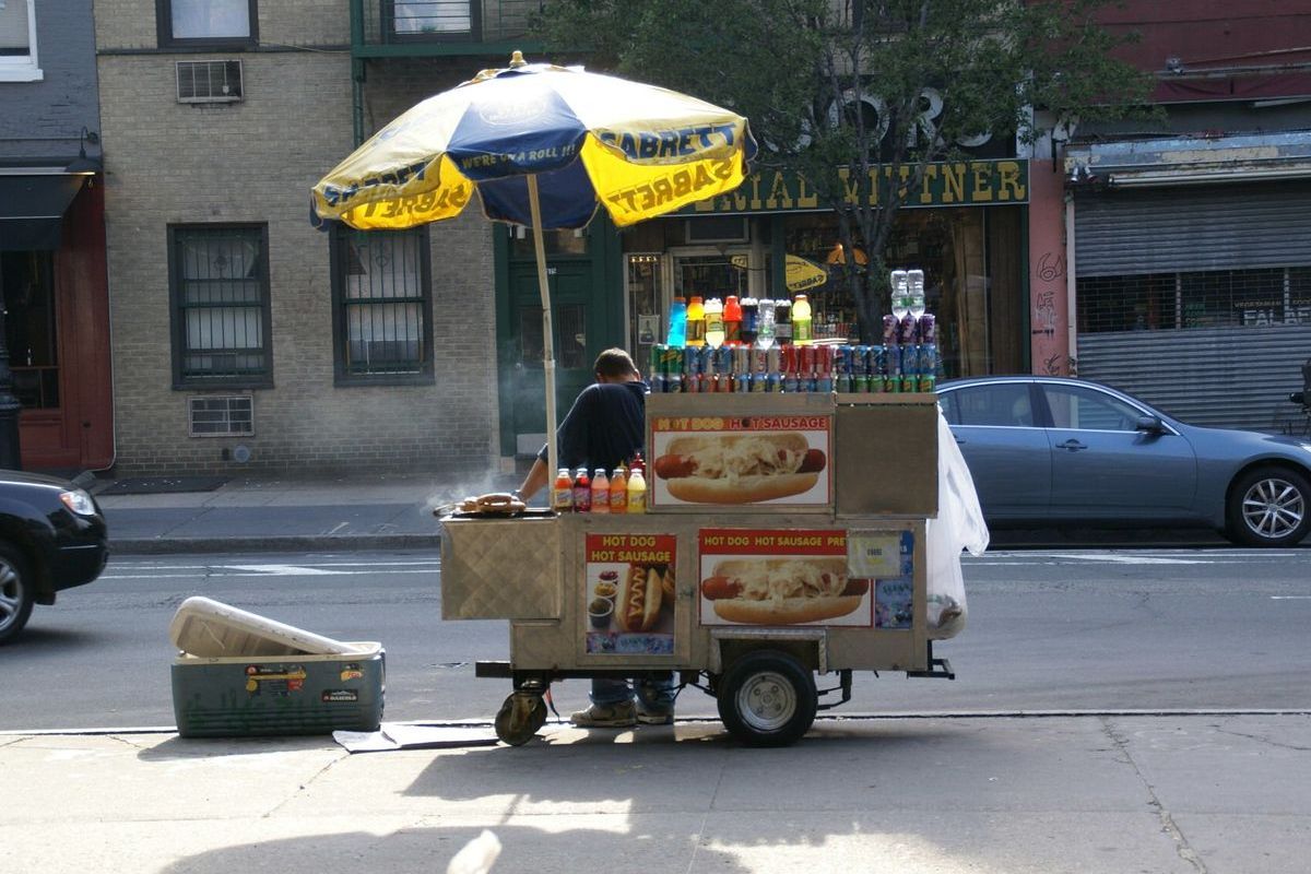 HotdogVendor